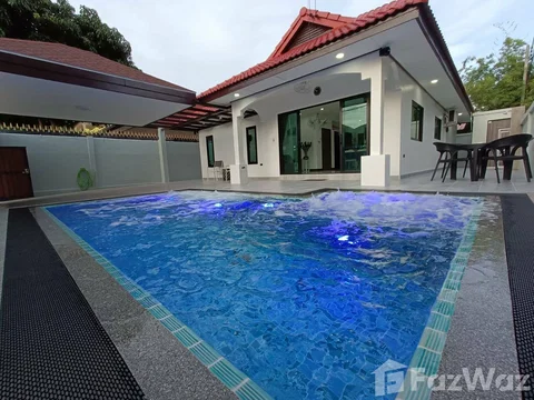 Royal Park Village Pool Villa with Jacuzzi 3 bed 3 bath 1144204