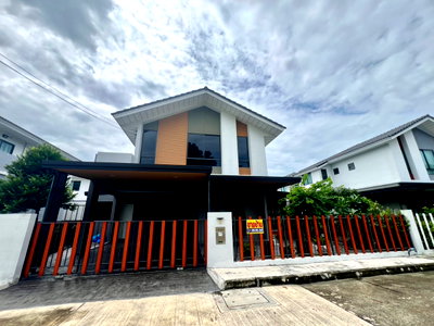 Houses for sale Rangsit University : For Sale – Perfect Park Rangsit 2 (3 Bed / 3 Bath). Great location near expressway & Future Park Rangsit.