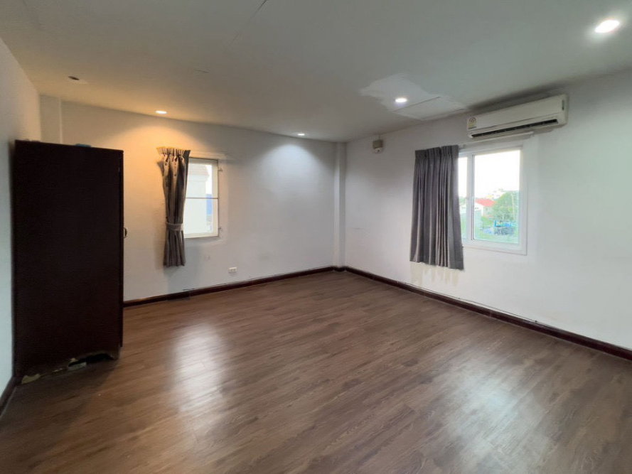 รูป 🏡 Home Office พร้อมอยู่ ลาดพร้าว-วังหิน 34 | หมู่บ้านชาลิสา 6 ห้อง (นอน/ทำงาน) 3 ห้องน้ำ ตกแต่งพร้อมใช้งาน ฟังก์ชันครบ 🚫ไม่รับจดบริษัท🚫 - รูปที่ 18/18