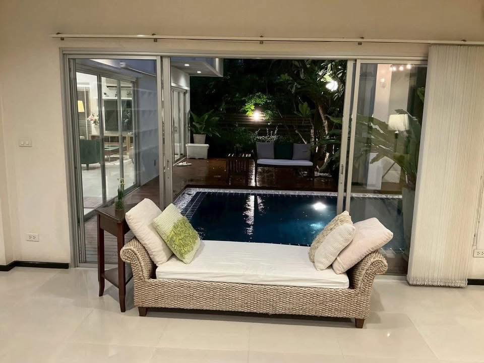 รูป Pool Villa วิวพาโนราม่า ใจกลางเมือง @พัฒนาการ - รูปที่ 8/16