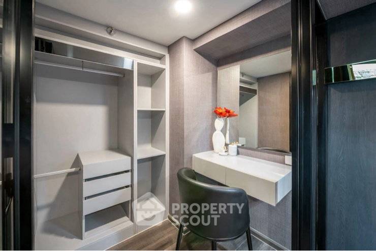 picture 1-BR Condo KnightsBridge Space Rama 9 Near MRT Phra Ram 9 (ID 3314179) - 6/12