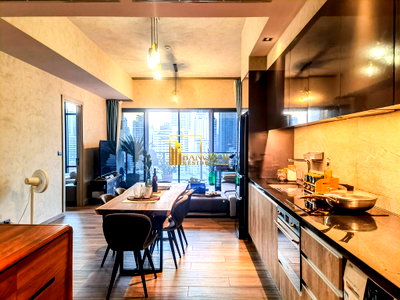 ขายคอนโด : The Lofts Asoke | Stylish 2 Bedroom Condo in Central Asoke - BR62092CD