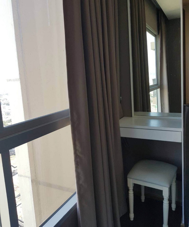 picture Fuse Chan -                  Sathorn  - 10/12