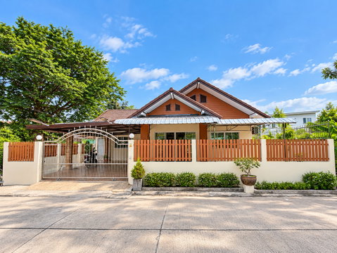 ขาย บ้านเดียว1ชั้น หมู่บ้านพิษณุโลกเมืองใหม่ ฝั่งตรงข้ามเซนทัล