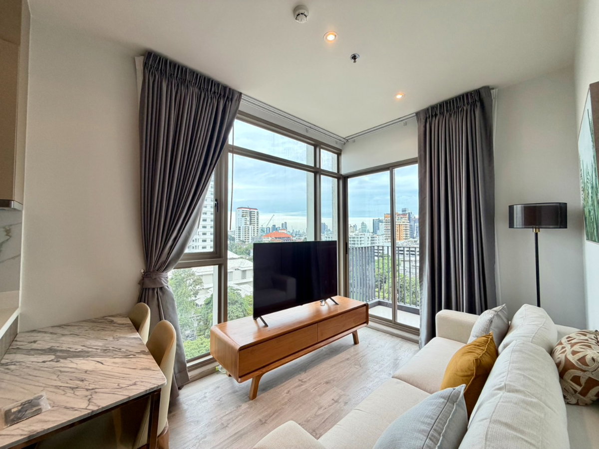 รูป Hot Deal 1 bed plus for rent at Rhythm ekkamai estate - รูปที่ 2/10