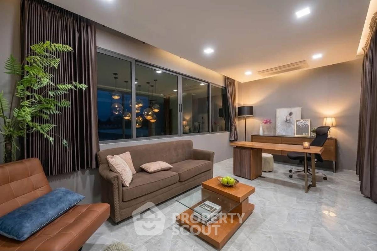 รูป วิลล่า 4 ห้องนอน ขนาด 450 ตร.ม. M MOUNTAIN GRAND VILLA พัทยาตะวันออก (ID 3314097) - รูปที่ 11/17