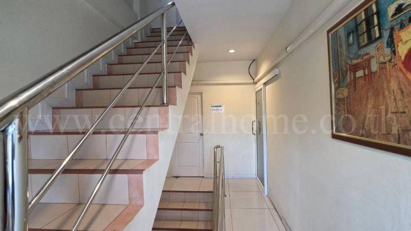รูป โฮมออฟฟิศ 3 ชั้น 2 คูหา 360 ตารางเมตร ติดถนนสุขุมวิท ตรงข้ามโรงกลั่นน้ำมัน IRPC ระยอง ราคาถูก - รูปที่ 15/27