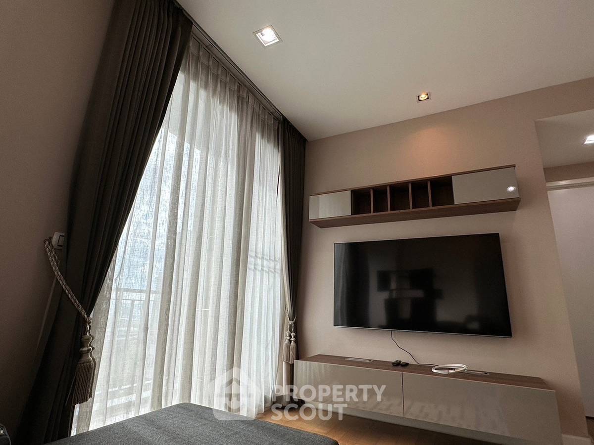 picture 37th-Floor 2-BR Condo, Equinox Paholyothin-Viphavadee, BTS Ha Yaek Lat Phrao (ID 2837956) - 8/8