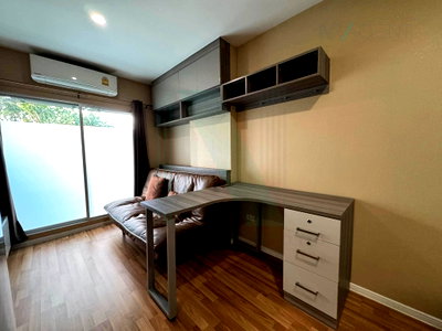 Condos for sale : For Sell Condo LUMPINI PLACE BANGNA KM.3 Building C, Floor 2,1 bed room, Room size 26 sqm