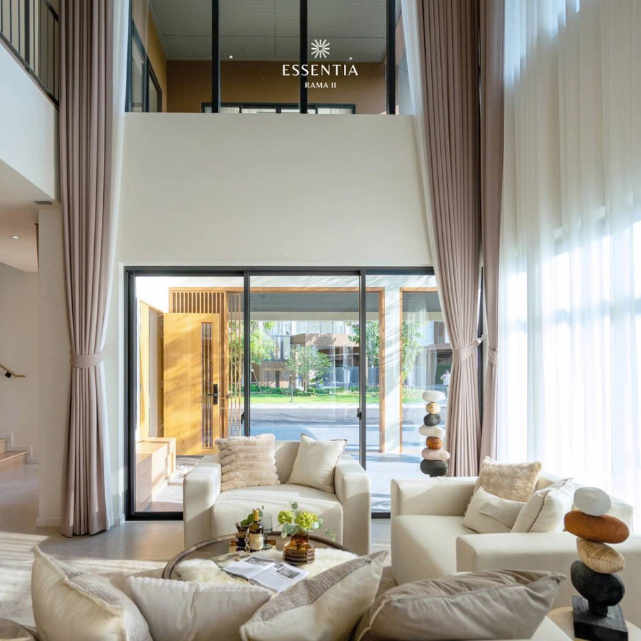 รูป ขายบ้านหรู มือ1 โครงการ Essentia Rama 2 | ราคา 14-36 ล้านบาท | 65-102 ตร.ว. | 4 ห้องนอน 5 ห้องน้ำ 6 ที่จอดรถ | - รูปที่ 16/68