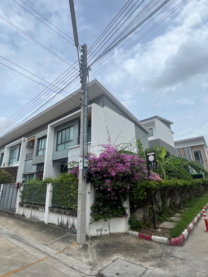 รูป ขายทาวน์โฮม The Ozone Phetkasem 53 บ้านมุม 30 ตร.ว. - รูปที่ 1/14