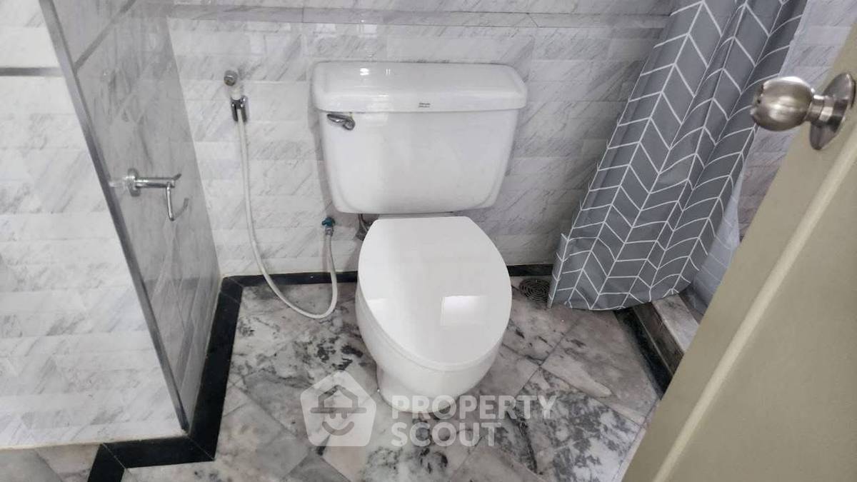 picture 2-BR Condo at Pathumwan Resort near BTS Phaya Thai (ID 2083933) - 7/7