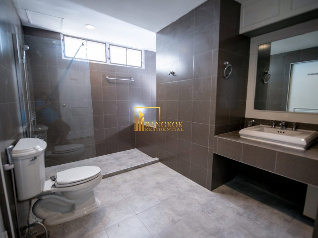 รูป Oriental Towers | Very Spacious 3 Bedroom Condo in Ekkamai - BR6656CD - รูปที่ 18/31