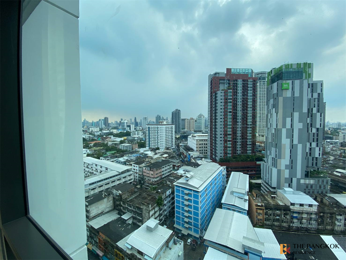 picture Life Sukhumvit 48 Looking for an owner for this special unit - 9/10