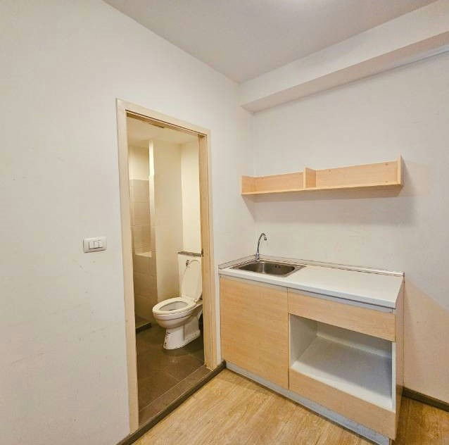 picture The point condo rangsit klong6 for rent. - 7/9
