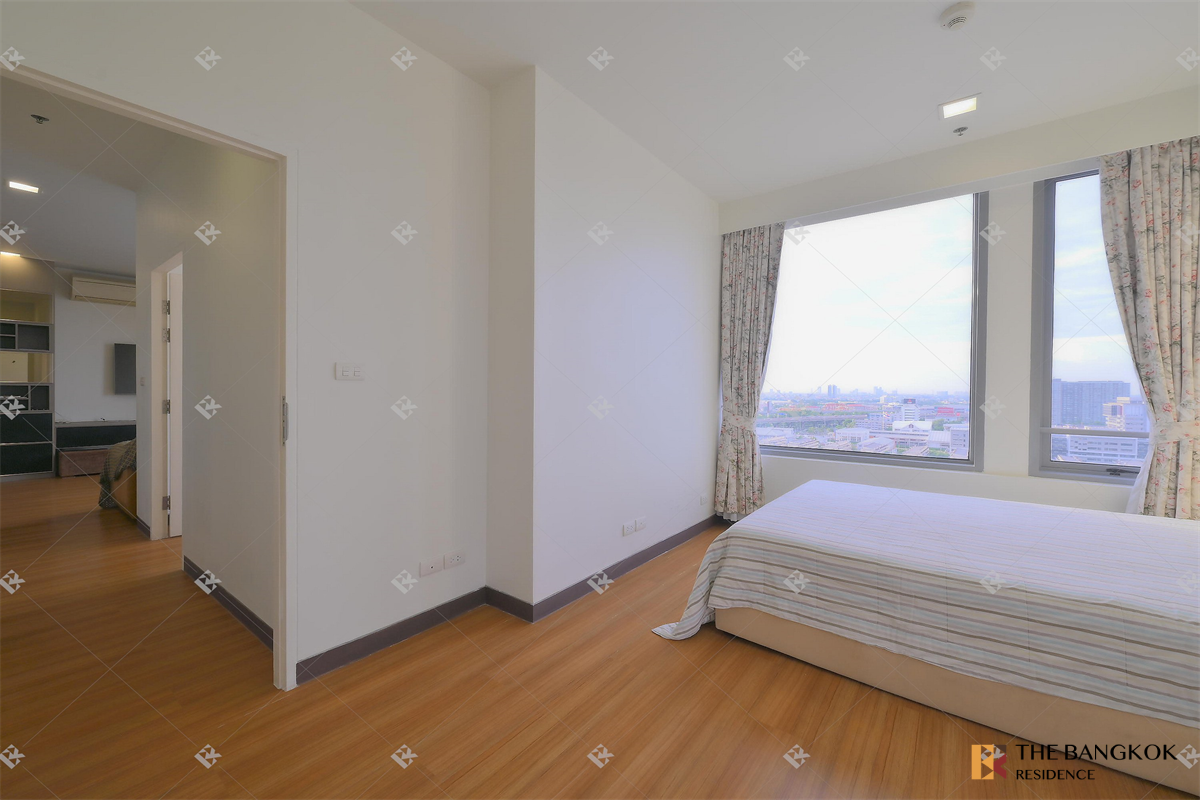 picture Vantage Ratchavipha Easy Travel, Fully Utilized Space - 1/10