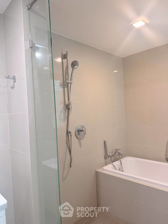 picture 2-BR Condo At Maestro 39 Sukhumvit 39 Near BTS Phrom Phong (ID 3300942) - 12/12
