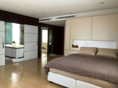 AA163714 | 1 ห้องนอน | 2 ห้องน้ำ | MRT Sukhumvit | 141 ตร.ม. | 65,000 บาท/เดือน | ชั้น 18 — Las Colinas กรุงเทพฯ