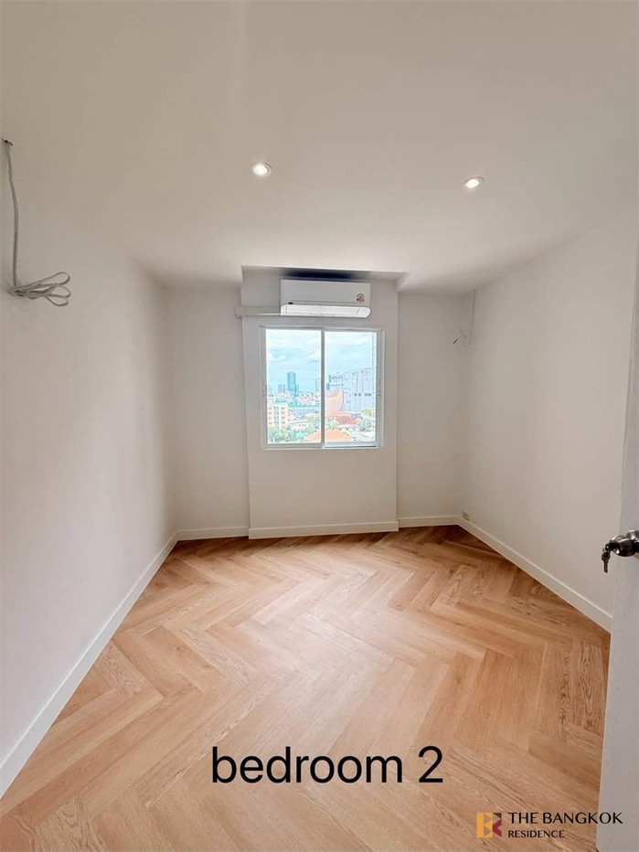 picture Fortune Condo Town Don’t miss out!! Rare units - 2/10