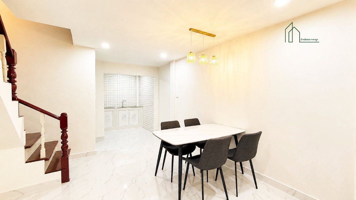 picture Townhouse, Krung Thong Village, Sai Mai 33 - 9/11