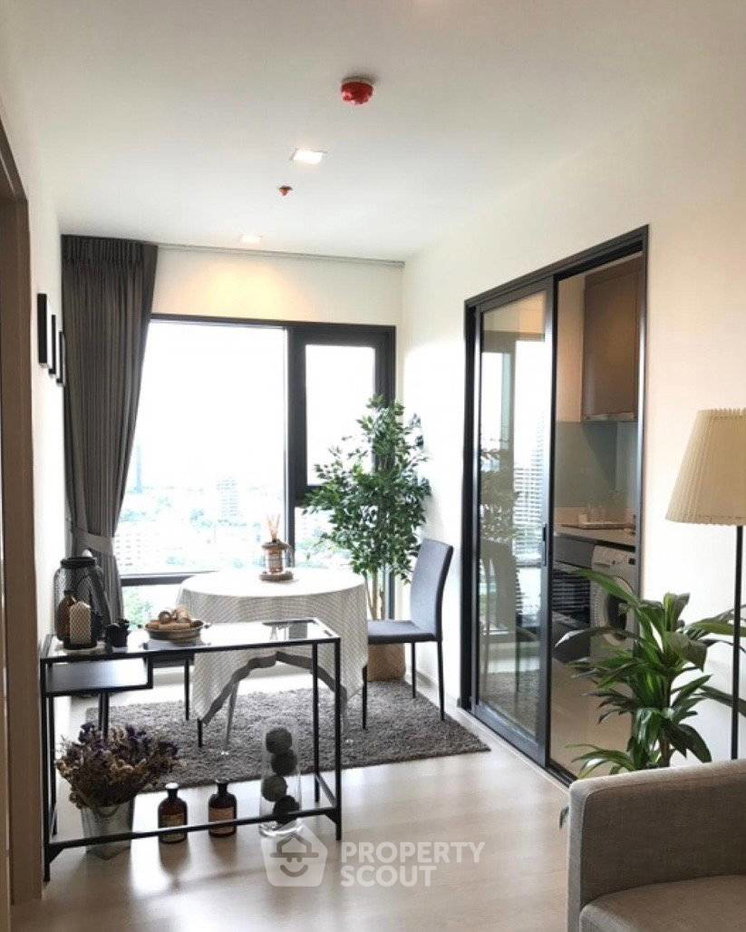 picture 1-BR Condo at Rhythm Sukhumvit 36-38 near BTS Thong Lor (ID 3306713) - 3/10