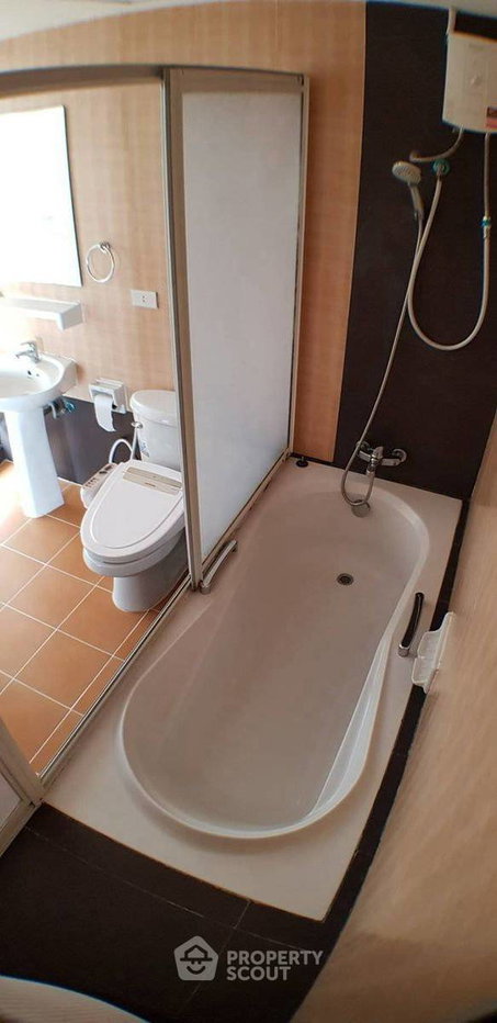 picture 2-BR Condo at Rama Harbour View Condominium in Surasak (ID 3236486) - 9/13