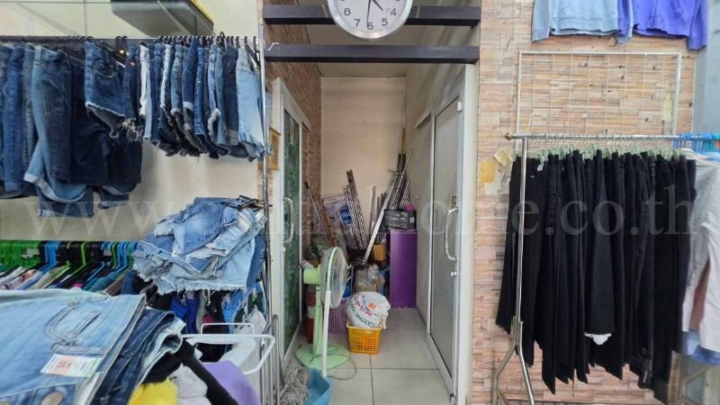 รูป โฮมออฟฟิศ 3 ชั้น 2 คูหา 360 ตารางเมตร ติดถนนสุขุมวิท ตรงข้ามโรงกลั่นน้ำมัน IRPC ระยอง ราคาถูก - รูปที่ 5/27