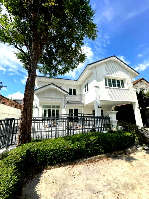 Houses for sale ม.นานาชาติแสตมฟอร์ด : For Sale Large detached house, Sukhumvit 103 , Dok Mai , Prawet , Bangkok , CX-167527 ✅ Live chat with us ADD LINE @connexproperty ✅