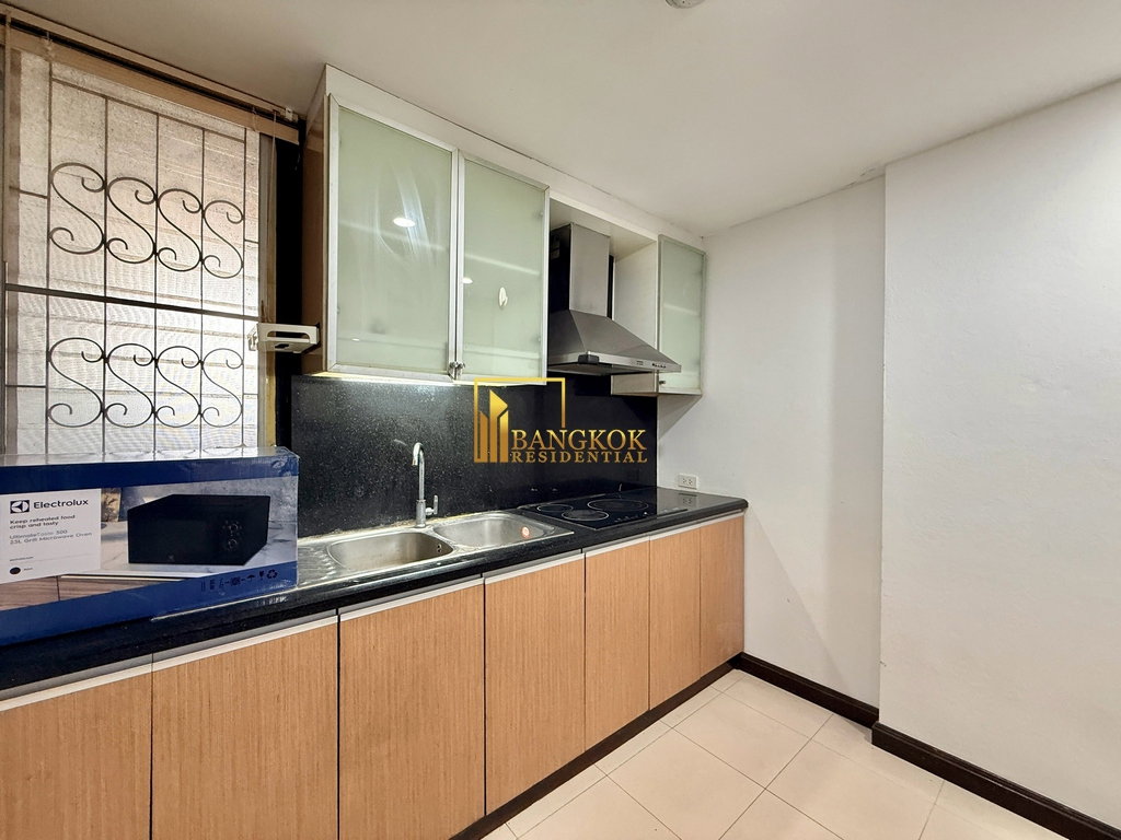 picture Premier Condo | Spacious 2 Bedroom Property in Sukhumvit 24 - BR62049CD - 7/31