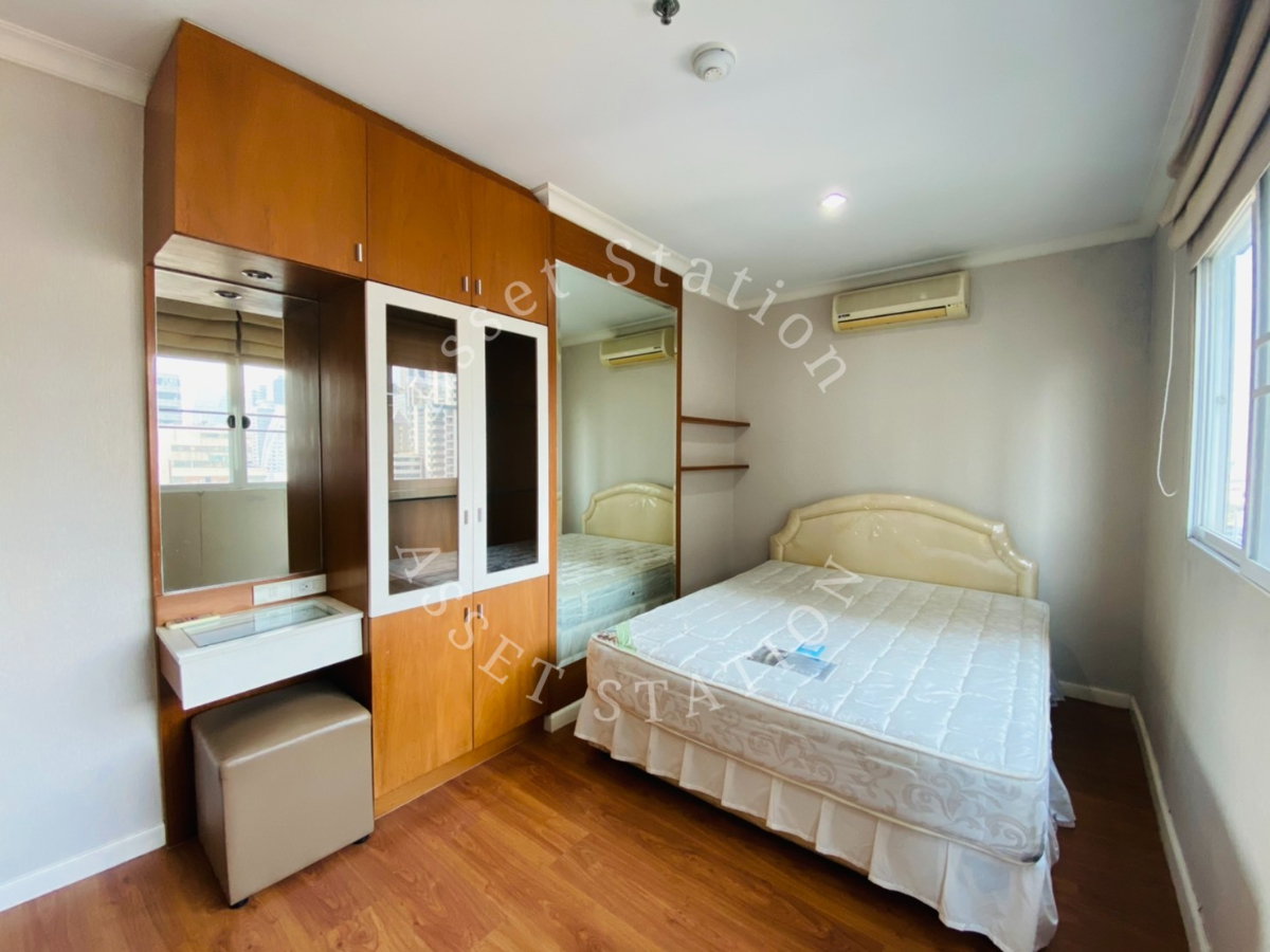 picture Grand Park View Asoke | 🚅 Near BTS Asoke and MRT Phetchaburi - 1/8