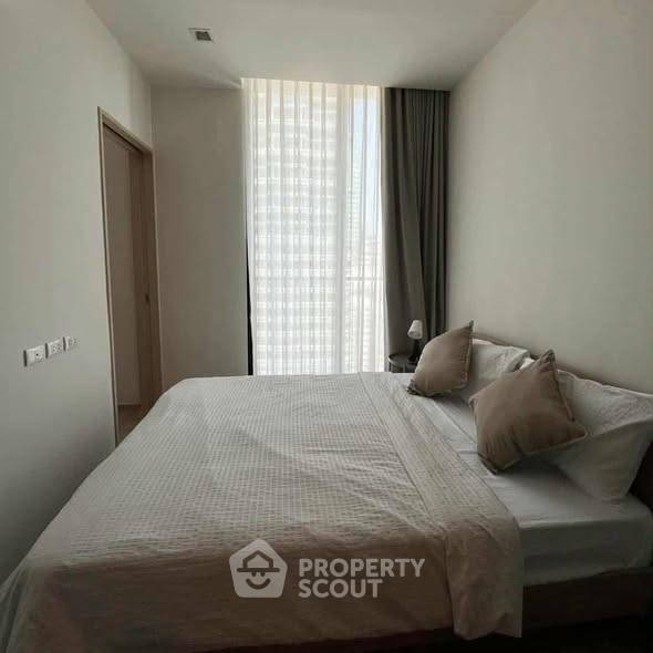 picture High-Floor 2-BR Condo At Noble State 39 Near BTS Phrom Phong (ID 3315325) - 4/6