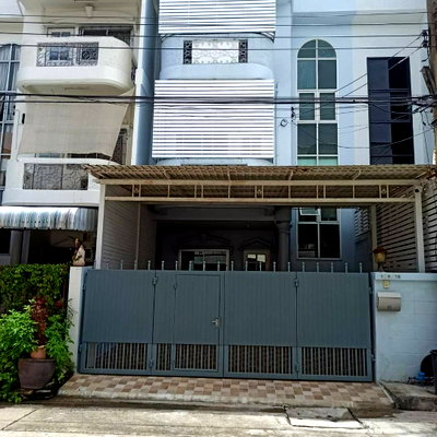 ทาวน์โฮม กรุงเทพมหานคร : ขายทาวน์โฮม 3 ชั้น หมู่บ้าน 84 แมนชั่น ลาดพร้าว ประดิษฐ์มนูธรรม เลียบด่วนรามอินทรา