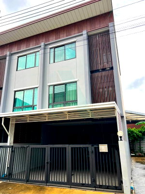 Townhouses for rent Lat Phrao Road : 📌 For Rent 3-story Townhouse SIRI HOUSE RATCHADA 18 3 bedroom 3 bathroom