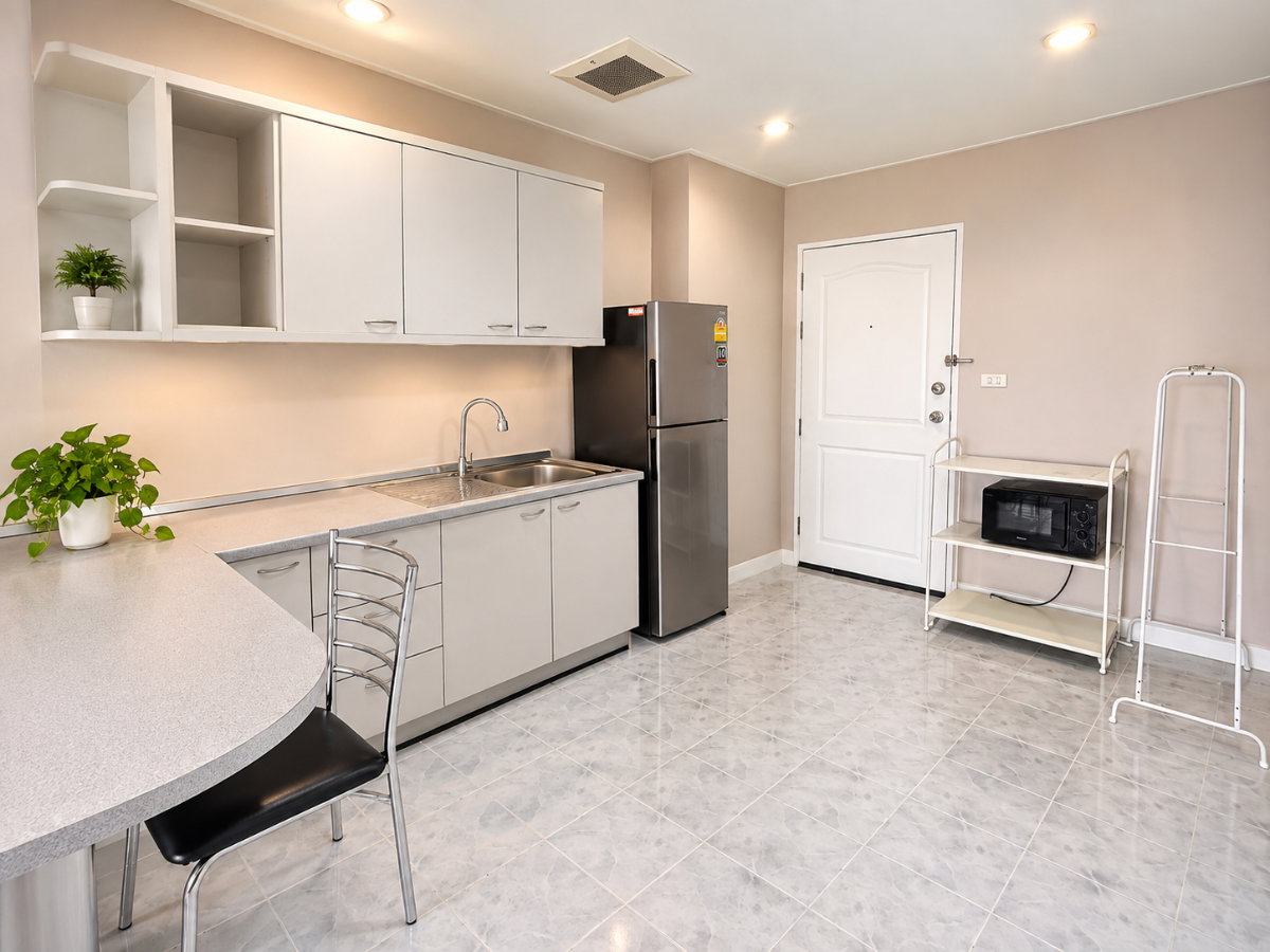 picture ✨ Corner Unit • Double-Side Views • Newly Renovated - 5/18