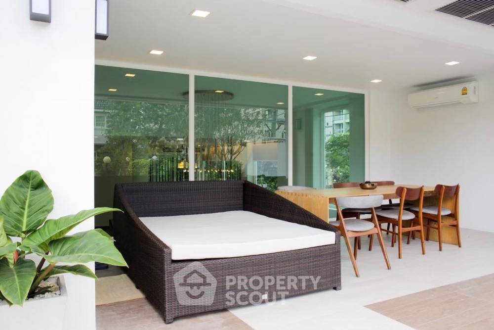 รูป คอนโด 3 ห้องนอน 650 ตร.ม. Prompak Gardens ใกล้ BTS พร้อมพงษ์ (ID 1032317) - รูปที่ 16/48
