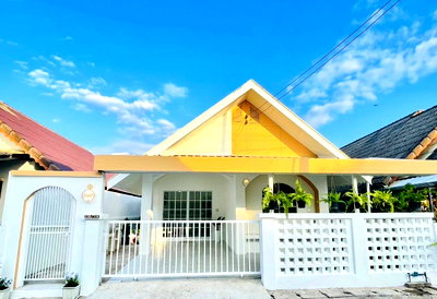 Houses for rent San Sai Provincial Electricity Authority : 🏡✨ Single-Storey Detached House for Rent near San Sai Market  16,000 THB/month