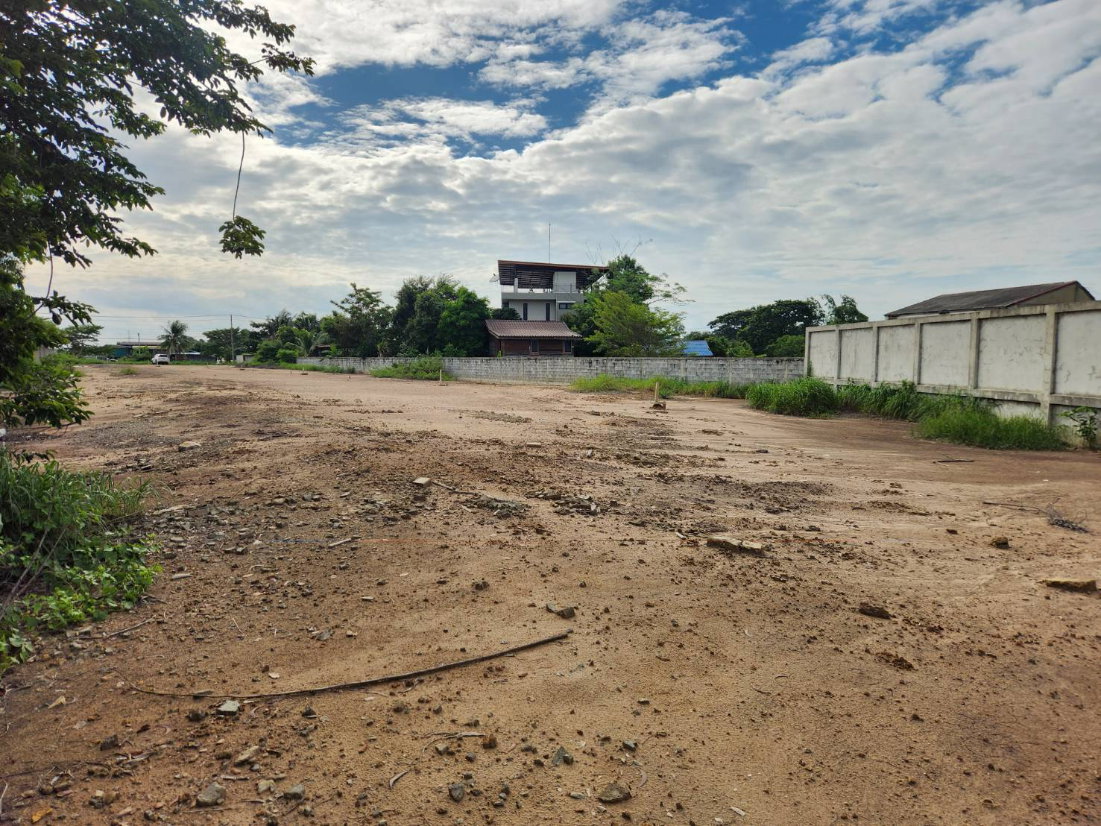 รูป ขายที่ดินแปลงสวย ลาดหลุดแก้ว ปทุมธานี ถ.เลียบคลองใหญ่ 2ไร่1งาน ถมแล้ว ทำรั้วกั้นเขตพื้นที่ครบทุกด้าน พร้อมใช้งาน เพียงวาละ 25,000 - รูปที่ 9/18