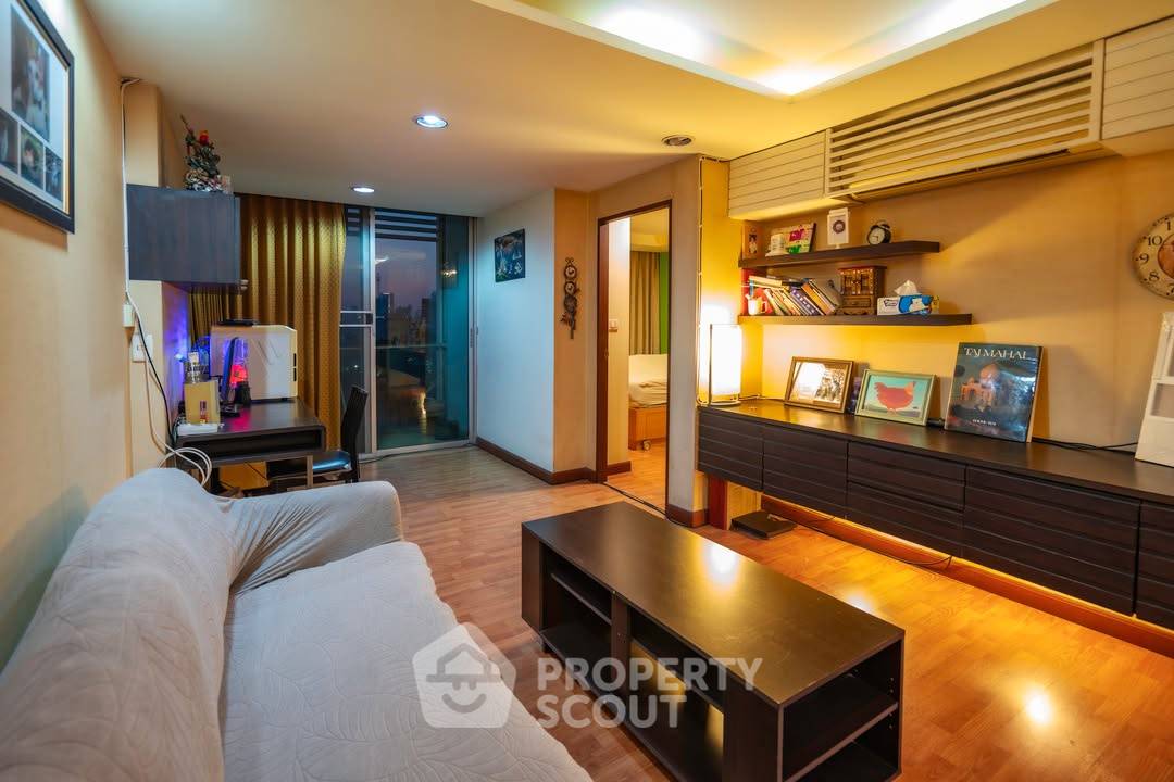 รูป คอนโด 1-ห้องนอน ที่ เดอะ คริส รัชดา 17 ใกล้ MRT สุทธิสาร (ID 2837930) - รูปที่ 8/8