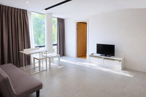 รูปภาพ Central Embassy 325m. BTS PhloenChit 320m. 35% Discount Soi NaiLert 1Bed Condo 1Bath at The Nest Ploenchit Corner Unit on the 2nd Floor 41          