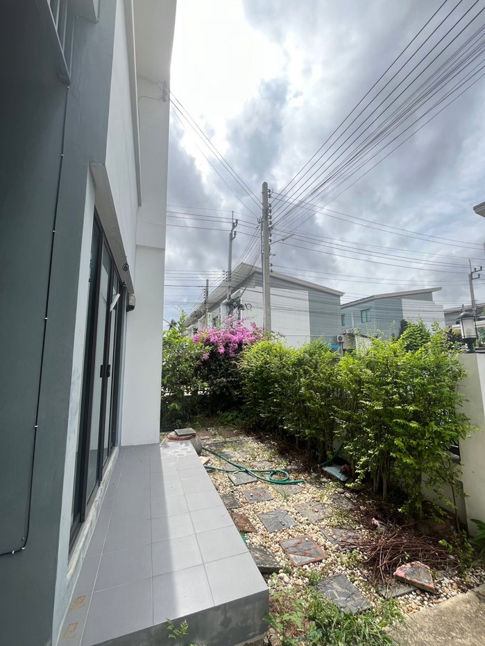 รูป ขายทาวน์โฮม The Ozone Phetkasem 53 บ้านมุม 30 ตร.ว. - รูปที่ 5/14