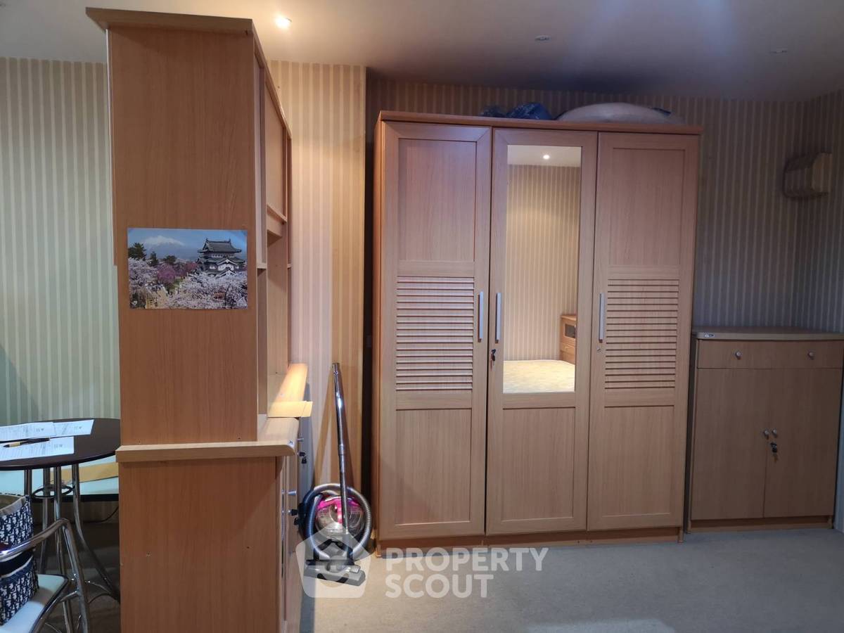 รูป คอนโด 1-ห้องนอน ที่ ประตูน้ำ เพรสตีจ คอนโดมิเนียม ใกล้ BTS พญาไท (ID 924299) - รูปที่ 12/13