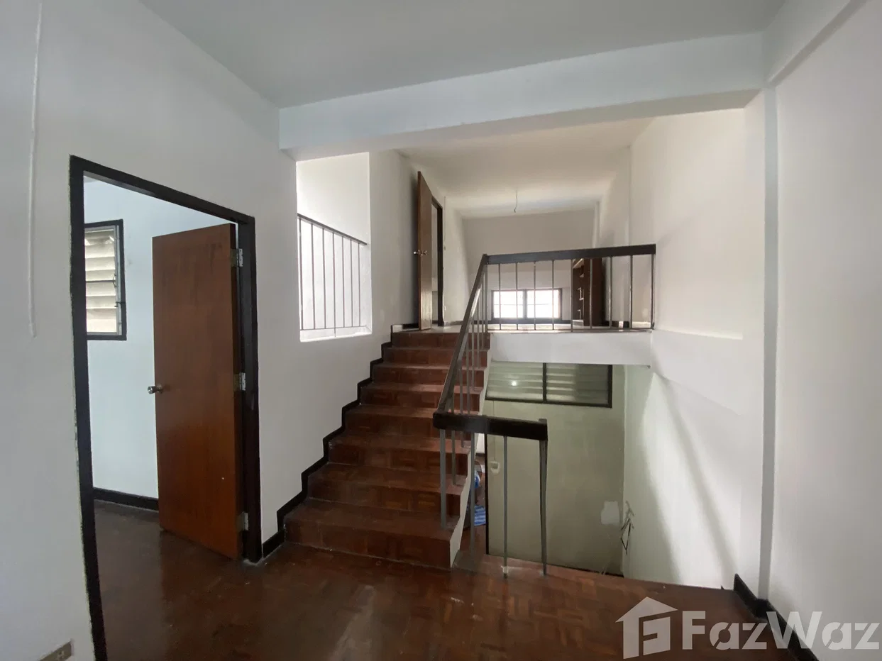 รูป ขาย ทาวน์เฮ้าส์ 5 ห้องนอน ใน คลองเตยเหนือ, กรุงเทพมหานคร 6785174 - รูปที่ 3/13
