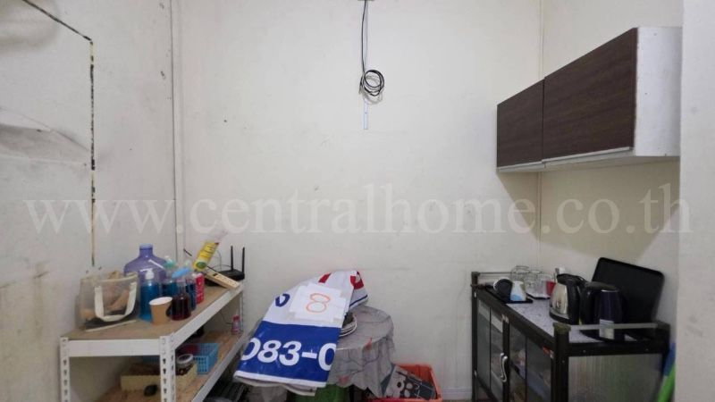 รูป โฮมออฟฟิศ 3 ชั้น 2 คูหา 360 ตารางเมตร ติดถนนสุขุมวิท ตรงข้ามโรงกลั่นน้ำมัน IRPC ระยอง ราคาถูก - รูปที่ 9/27