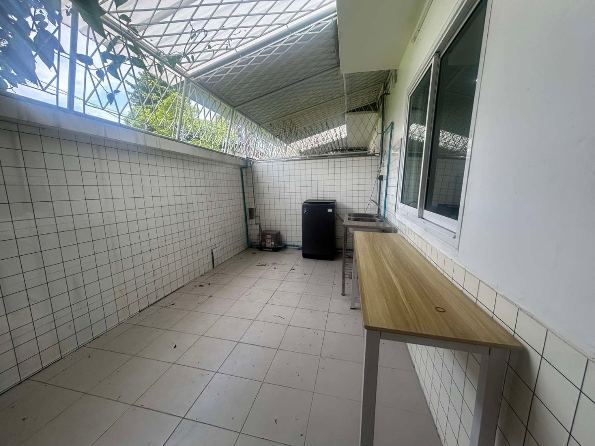รูป ให้เช่า ทาวน์เฮ้าส์ ติดรถไฟฟ้าสีม่วง ถนนรัตนาธิเบศร์ - รูปที่ 5/13
