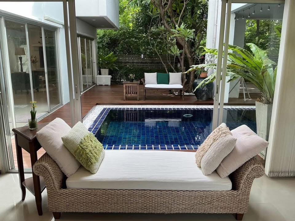 รูป Pool Villa วิวพาโนราม่า ใจกลางเมือง @พัฒนาการ - รูปที่ 10/16