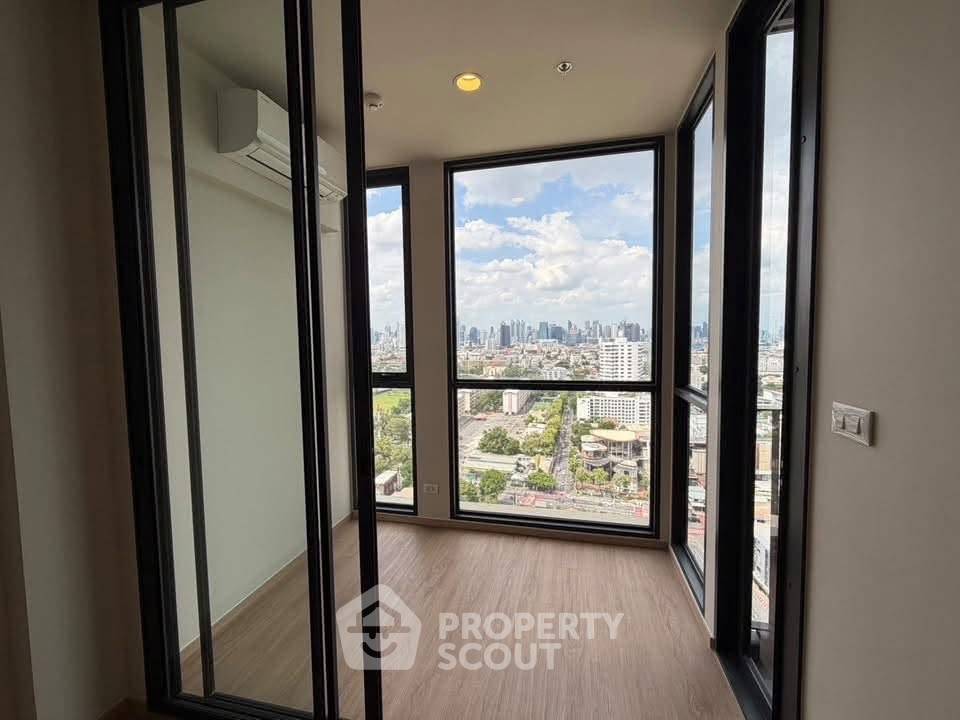 picture 25th-Floor 1-BR Condo At The Issara Sathorn, Sathon (ID 3314090) - 7/10