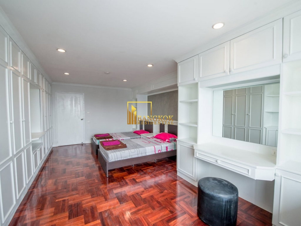 รูป Oriental Towers | Very Spacious 3 Bedroom Condo in Ekkamai - BR6656CD - รูปที่ 13/31