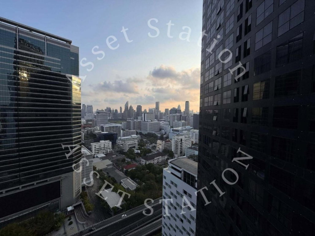 picture 🚅 Ashton Chula-Silom – near Sam Yan MRT - 6/8