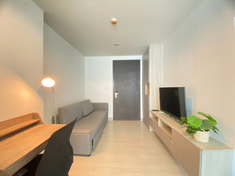 Only 8,000 Best Price!! near BTS Samrong : Niche ID Sukhumvit 113, Fully furnished