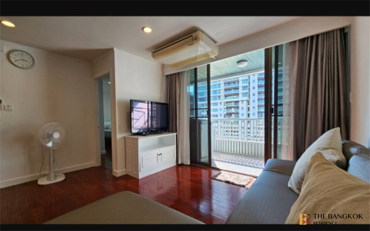 picture Convenient Travel, Great Value per Square Meter Acadamia Grand Tower near BTS Phrom Phong - 6/10